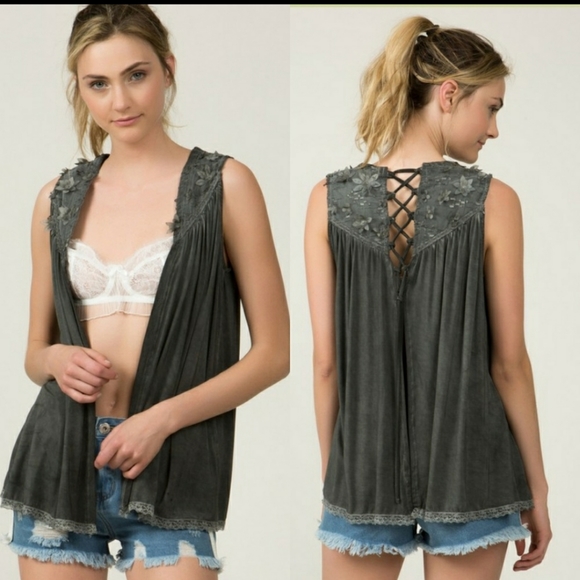 New boutique Mineral washed Pol vest - Picture 2 of 3